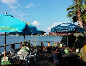 Wahoo Waterside Pub Patio