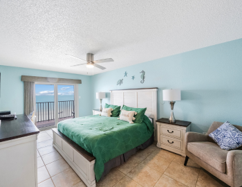 Las Brisas #203 Las Brisas Madeira Beach